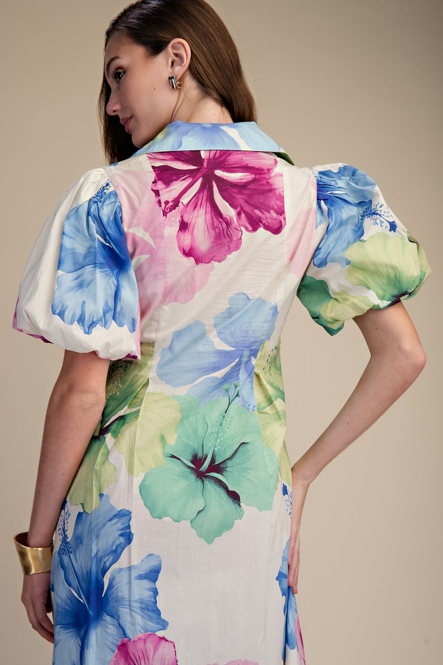 Collar V-Neck Pleated Midi Dress