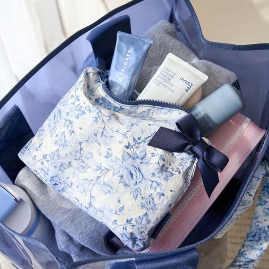 Case Mate Crinkle Makeup Bag • Navy
